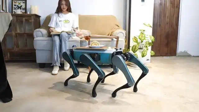 越疆六足仿生机器狗:三角支撑结构如何实现稳定性碾压式突破