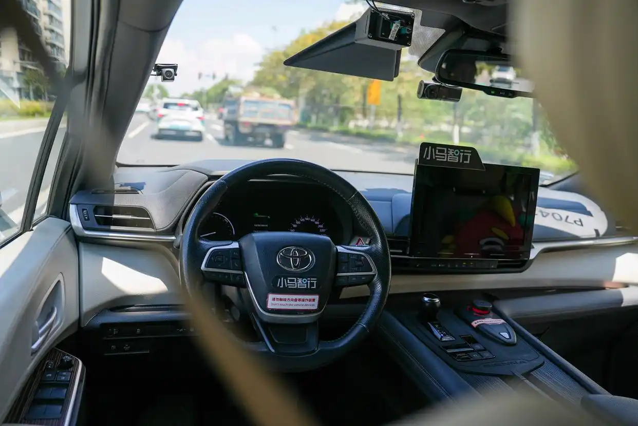 小马智行第七代Robotaxi深圳路测启动!成本降70%冲刺千辆车队